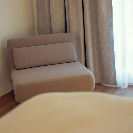 Leonart Living 12 Apartamento *