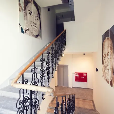 Apartment Leonart Living 12