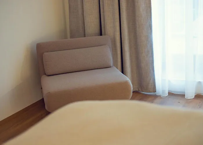 Leonart Living 12 Apartment *